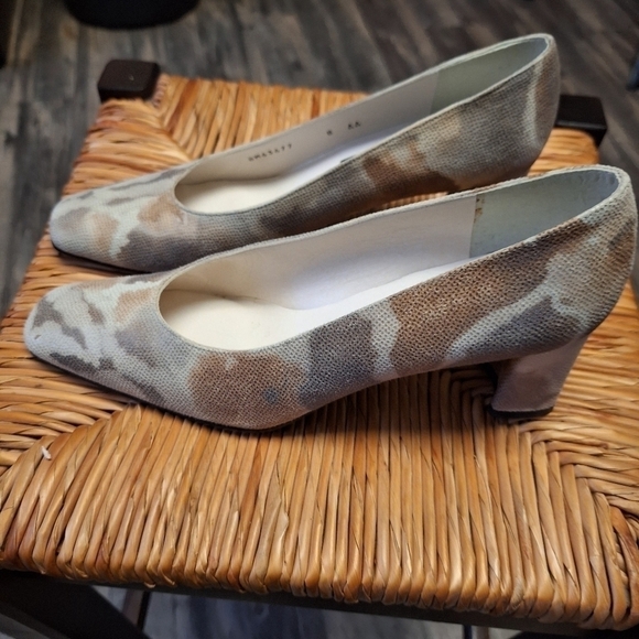 Stuart Weitzman block toe heels snake skin size 8 - Picture 5 of 8